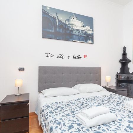 Pellegrino Piazza Navona Apartment Рим Экстерьер фото